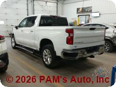 Vehicle photo 4