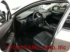 Vehicle photo 7