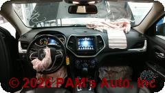 Vehicle photo 11