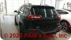 Vehicle photo 4