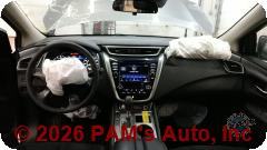 Vehicle photo 11
