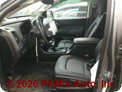 Vehicle photo 7