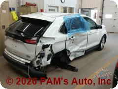 Vehicle photo 3