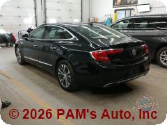 Vehicle photo 4