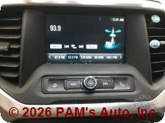 Vehicle photo 10