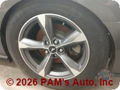 Vehicle photo 6