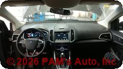 Vehicle photo 11