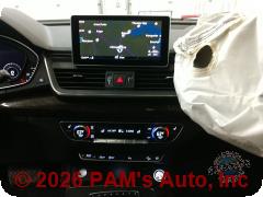 Vehicle photo 10