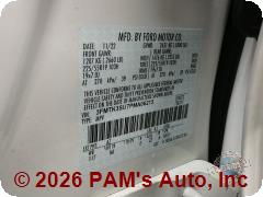 Vehicle photo 13