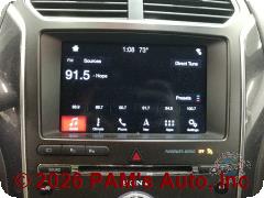 Vehicle photo 10