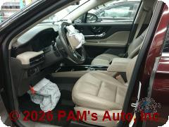 Vehicle photo 7