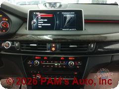 Vehicle photo 10