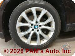 Vehicle photo 6