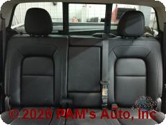 Vehicle photo 8