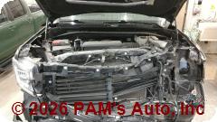 Vehicle photo 12