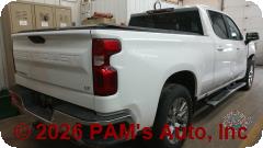 Vehicle photo 3