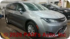 Vehicle photo 2