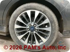 Vehicle photo 6