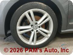 Vehicle photo 6