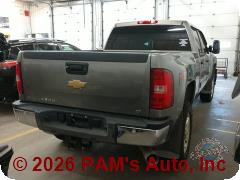 Vehicle photo 3