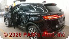 Vehicle photo 4