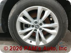Vehicle photo 6