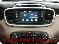 Vehicle photo 10