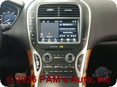 Vehicle photo 10