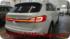 Vehicle photo 3