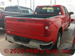 Vehicle photo 3