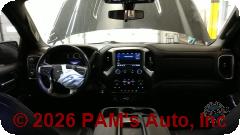 Vehicle photo 11