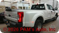 Vehicle photo 3
