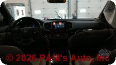 Vehicle photo 11