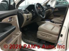 Vehicle photo 7