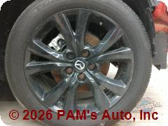 Vehicle photo 6