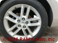 Vehicle photo 6