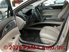 Vehicle photo 7