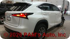 Vehicle photo 3
