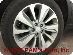 Vehicle photo 6