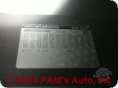 Vehicle photo 14