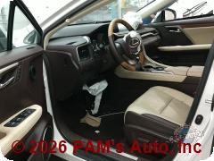 Vehicle photo 7