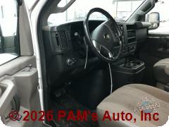 Vehicle photo 7