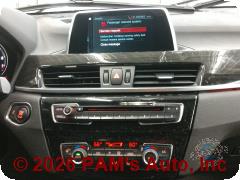 Vehicle photo 10