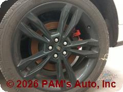Vehicle photo 6