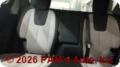 Vehicle photo 8