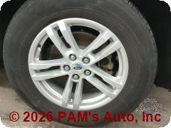 Vehicle photo 6