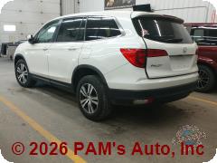 Vehicle photo 4