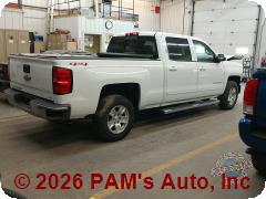 Vehicle photo 3