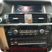 Vehicle photo 10