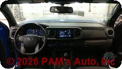 Vehicle photo 11